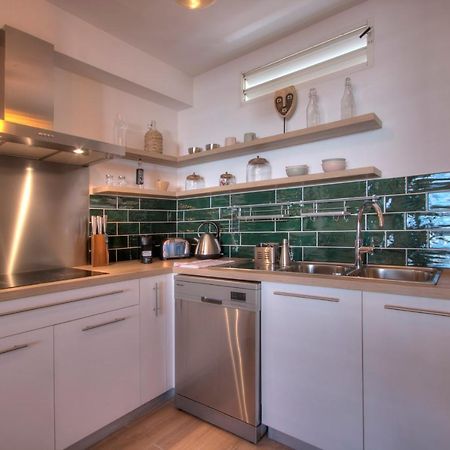 Apt - 4 Pers - Petit Duc - Renove - 44M² - Centre De Mont Rocquefeuil - Saint-Gilles-les Bains Exteriör bild