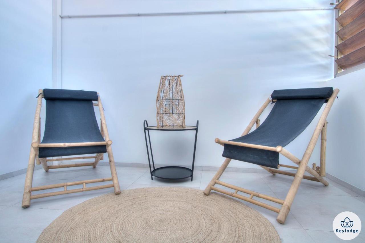 Apt - 4 Pers - Petit Duc - Renove - 44M² - Centre De Mont Rocquefeuil - Saint-Gilles-les Bains Exteriör bild